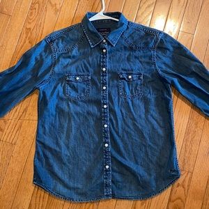 Dark blue denim pearly button down. Size L.